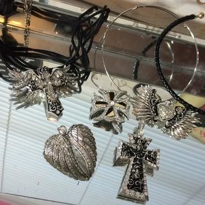 👑 FIVE Pendants Crosses & Angle Wings Clip-on Set